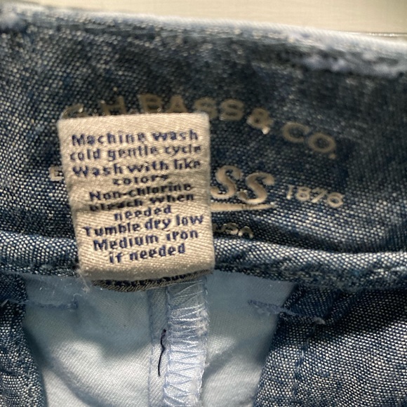 Bass
10 Light Blue Shorts
Front pockets - Picture 5 of 8